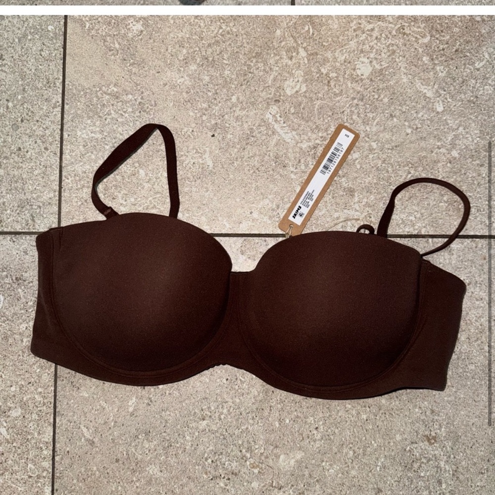 SKIMS Strapless Bra